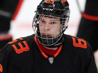 Трех россиян выбрали в первом раунде драфта НХЛ-2022
