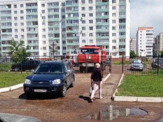 В Уфе из-за задымления из поликлиники эвакуировали 50 человек