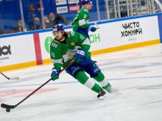 Виктор Тихонов принял решение завершить карьеру игрока