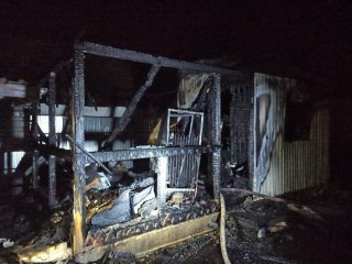 Жителя Сибая, пострадавшего в пожаре, госпитализировали в тяжелом состоянии