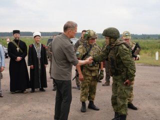 Радий Хабиров приехал на место боевого слаживания батальона им. Доставалова
