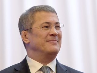 Радий Хабиров рассказал о ходе работ на Советской площади в Уфе