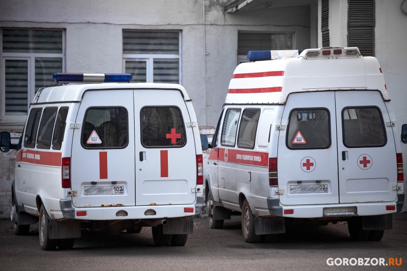 В Башкирии двое детей упали с большой высоты В Башкирии двое детей упали с большой высоты