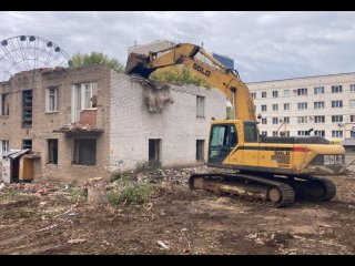 В Кировском районе Уфы сносят аварийный дом