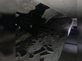 В Стерлитамаке на крыше многоэтажки обрушились плиты