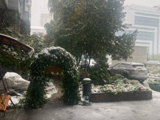 Жители Уфы поделились фотографиями первого снега