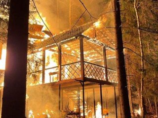 52-летний мужчина пострадал при пожаре в жилом доме в Башкирии