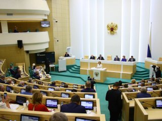 Совфед единогласно ратифицировал договоры о принятии четырех новых регионов в состав России