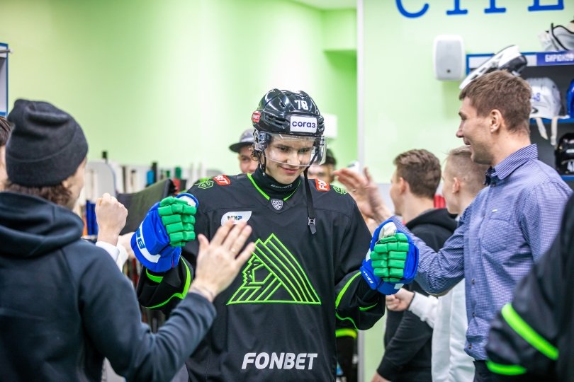 Цулыгин сделал красивую голевую передачу в игре за сборную России U20 (ВИДЕО) Цулыгин сделал красивую голевую передачу в игре за сборную России U20 (ВИДЕО)