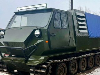 Уфимский завод геологоразведочного оборудования передал транспортер на нужды СВО