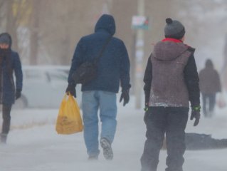 В Башкирии из-за снегопада и метели на трассе М5 ввели ограничение движения