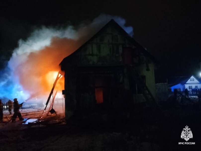 В Башкирии один человек погиб при пожаре в квартире многодетной семьи В Башкирии один человек погиб при пожаре в квартире многодетной семьи