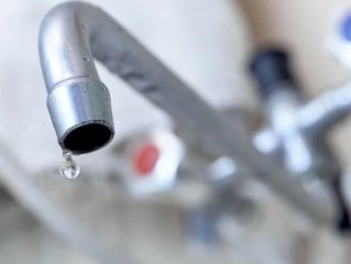 В Уфе несколько домов и два колледжа остались без воды из-за утечки