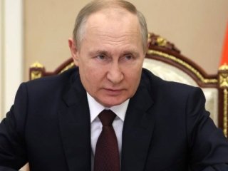 Владимир Путин присвоил Мариуполю и Мелитополю звания «Город воинской славы»