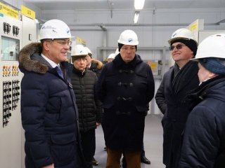Радий Хабиров поздравил энергетиков с профессиональным праздником