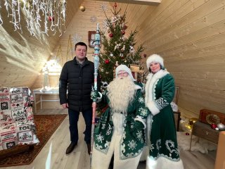 Ратмир Мавлиев показал Уфимского Деда Мороза