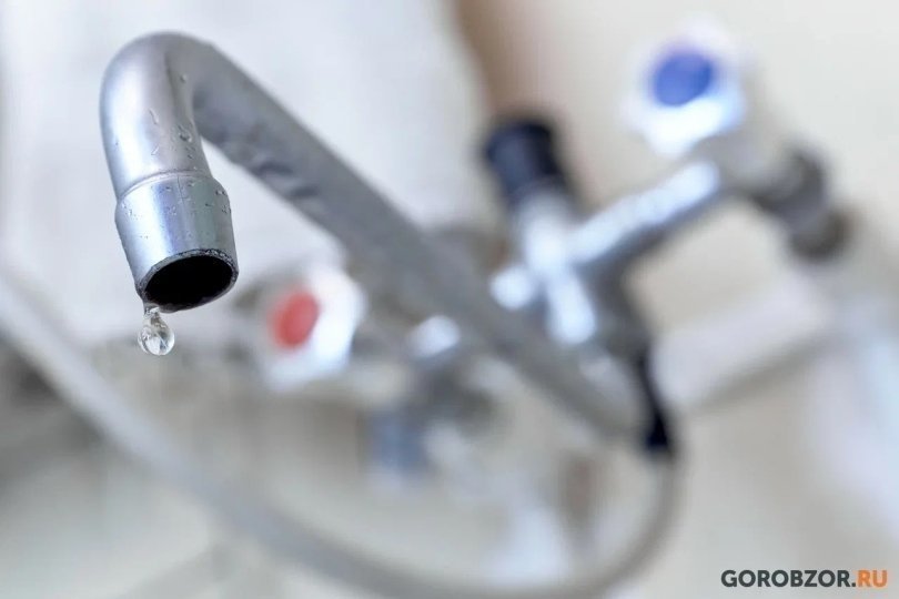 В Уфе 12 домов остались без холодной воды из-за утечки В Уфе 12 домов остались без холодной воды из-за утечки