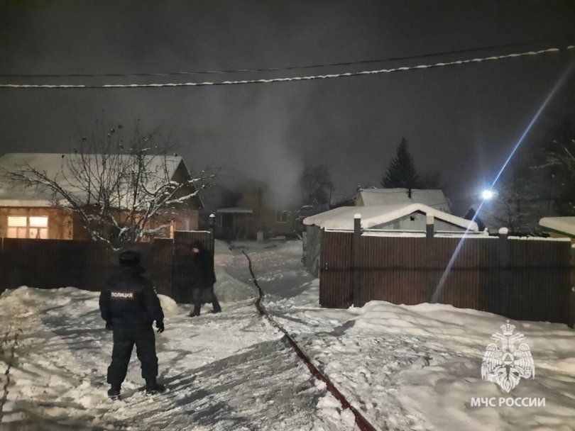 В Уфе возбуждено уголовное дело по факту гибели на пожаре семилетней девочки В Уфе возбуждено уголовное дело по факту гибели на пожаре семилетней девочки
