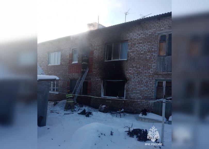 Два человека погибли при пожаре в квартире в Башкирии Два человека погибли при пожаре в квартире в Башкирии