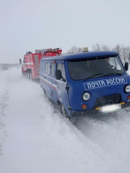 Два водителя попали в «снежный плен» в Башкирии Два водителя попали в «снежный плен» в Башкирии