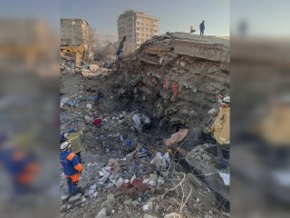 «Из лаза появилась рука и начала нам махать» – спасатель из Башкирии рассказал о работе на завалах в Турции
