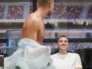 «Локомотив» объявил о подписании контрактов с Дзюбой и Смольниковым
