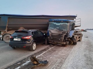 В Башкирии 31-летний водитель скончался после тройного ДТП с грузовиком