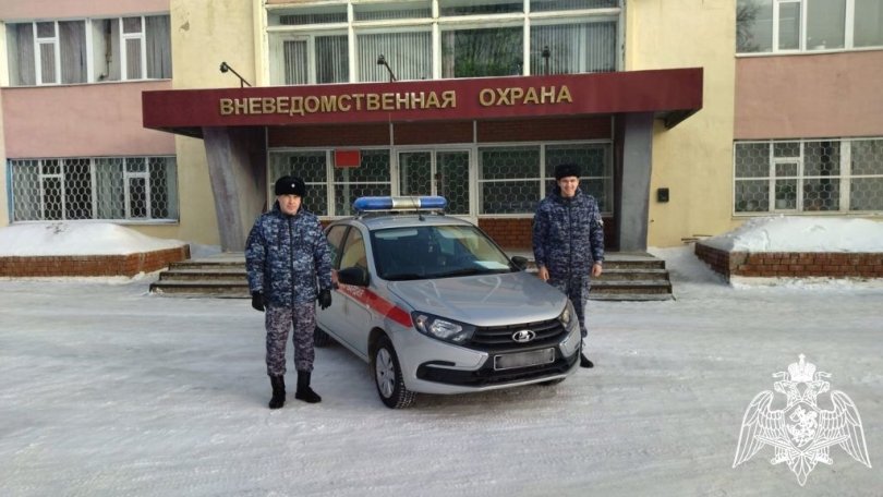 В Башкирии 40-летний мужчина разгромил «умную» остановку В Башкирии 40-летний мужчина разгромил «умную» остановку