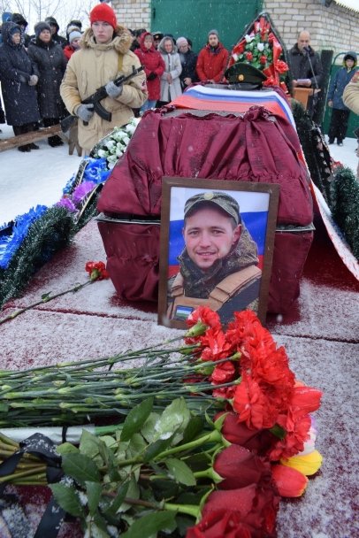 В Башкирии простились с ветераном боевых действий в Сирии, погибшим в ходе СВО В Башкирии простились с ветераном боевых действий в Сирии, погибшим в ходе СВО