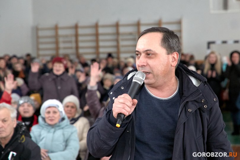 В Уфе задержали лидера «СтопБашРТС» Альберта Рахматуллина В Уфе задержали лидера «СтопБашРТС» Альберта Рахматуллина