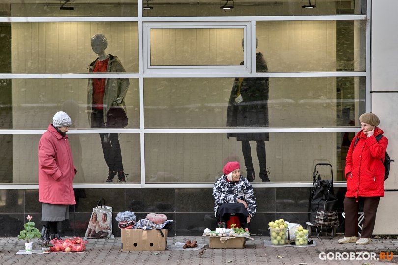 Жительница Уфы пожаловалась на «стихийный рынок» на проспекте Октября Жительница Уфы пожаловалась на «стихийный рынок» на проспекте Октября
