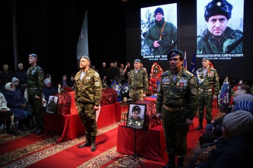 «Невосполнимая горечь утраты» — в Башкирии простились с двумя бойцами, погибшими в ходе СВО «Невосполнимая горечь утраты» — в Башкирии простились с двумя бойцами, погибшими в ходе СВО
