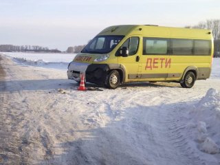 В Башкирии автобус с 22 детьми попал в ДТП