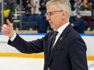 Ларионов ответил на вопрос о желании поработать в НХЛ