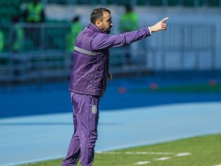 «Уфа» и «Акрон» сыграли вничью, команды заканчивали матч вдесятером
