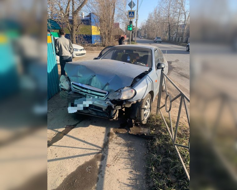 В Башкирии по вине неопытного водителя в ДТП пострадала 39-летняя пассажирка В Башкирии по вине неопытного водителя в ДТП пострадала 39-летняя пассажирка