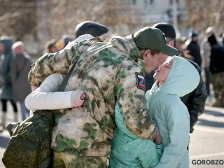 «Я там нужен» – в Уфе проводили мобилизованных в зону СВО после отпуска