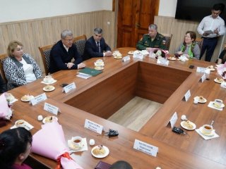 Радий Хабиров встретился с семьями погибших участников СВО