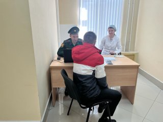 В Башкирии в 12 офисах МФЦ открылись пункты приема на контрактную службу
