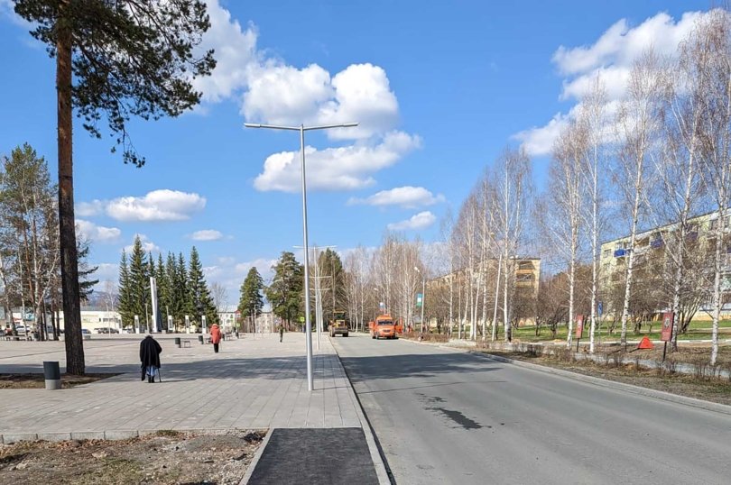 В Межгорье благоустраивают центральную площадь В Межгорье благоустраивают центральную площадь