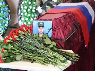 В Уфе простились с 22-летним Русланом Даутовым, погибшим в ходе СВО