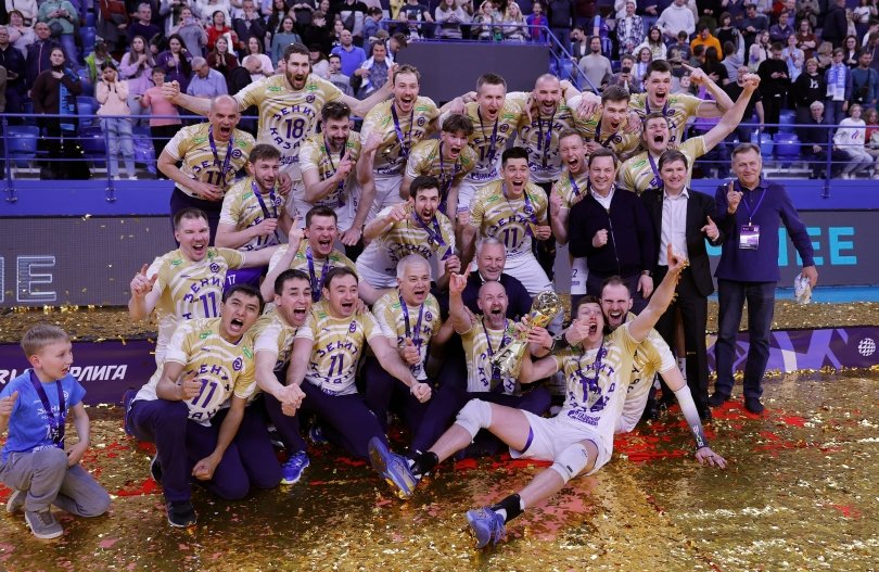 «Зенит-Казань» выиграл чемпионат России, обыграв в финале «Динамо» «Зенит-Казань» выиграл чемпионат России, обыграв в финале «Динамо»
