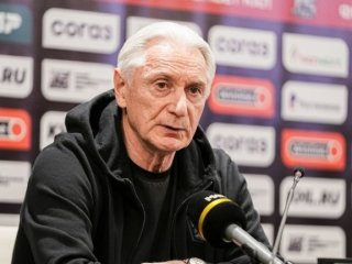 Источник: Зинэтула Билялетдинов подписал новый контракт с «Ак Барсом»