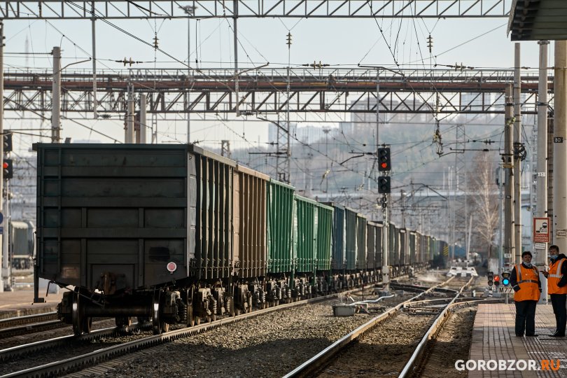 В Башкирии 81-летняя женщина угодила под колеса грузового поезда В Башкирии 81-летняя женщина угодила под колеса грузового поезда