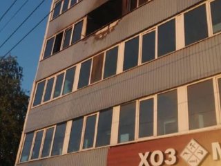 В многоэтажке на Комсомольской в Уфе произошел пожар с эвакуацией