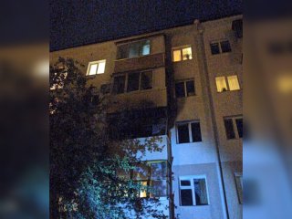 В Уфе 87-летняя женщина едва не погибла при пожаре в многоквартирном доме