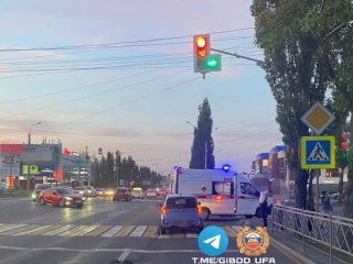 В Уфе женщина за рулем иномарки сбила восьмилетнего ребенка на светофоре
