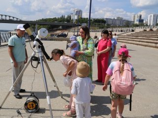 Жители Уфы смогут бесплатно посмотреть в мощный телескоп на Солнце
