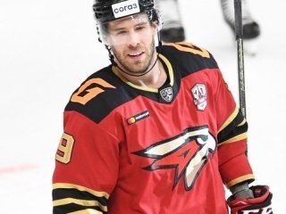 Дмитрий Рябыкин высказался о возможном уходе Корбана Найта из «Авангарда»