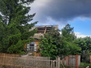 В Башкирии к пострадавшим от торнадо людям приехал глава района